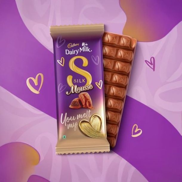 Cadbury Dairy Milk Silk Valentine Mousse Milk Chocolate Bar 110 g